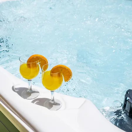Bali - Piscina Aquecível E Jacuzzi Em *